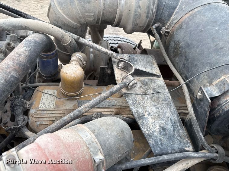 image for item EJ3324 1994 Peterbilt 377 dump truck