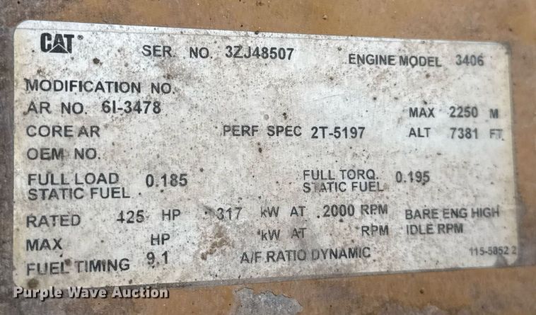 image for item EJ3324 1994 Peterbilt 377 dump truck