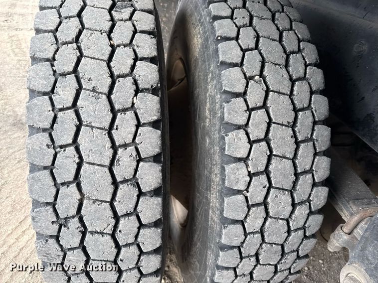 image for item EJ3324 1994 Peterbilt 377 dump truck