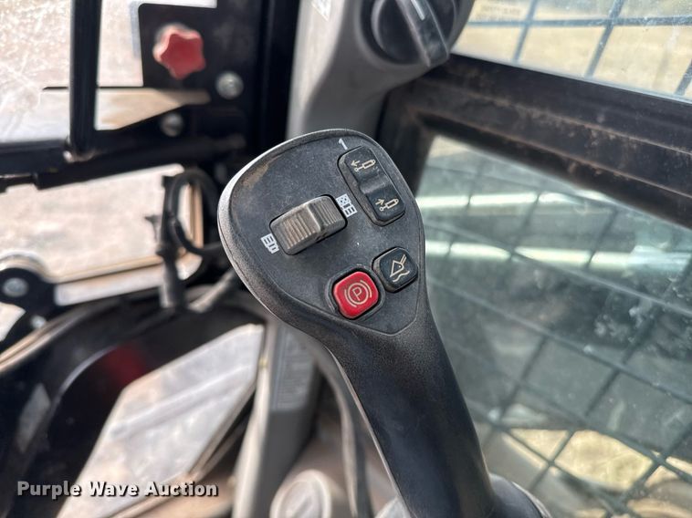 image for item EJ3328 2020 New Holland C337 tracked skid steer loader