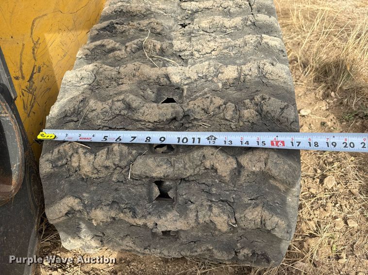 image for item EJ3328 2020 New Holland C337 tracked skid steer loader