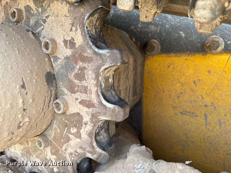 image for item EJ3328 2020 New Holland C337 tracked skid steer loader