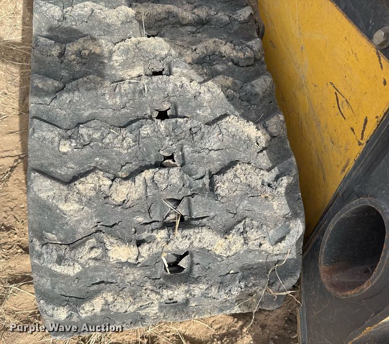 image for item EJ3328 2020 New Holland C337 tracked skid steer loader