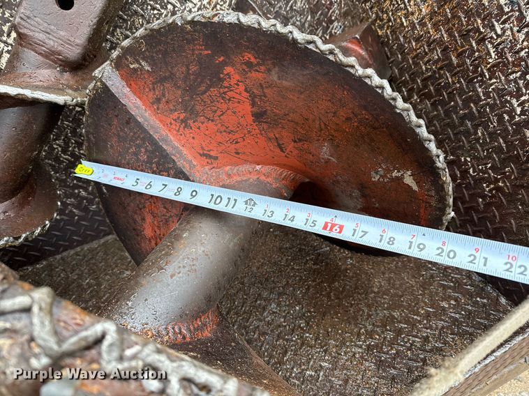 image for item EJ3333 1991 International 4700 pressure digger truck