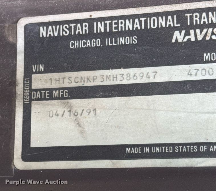 image for item EJ3333 1991 International 4700 pressure digger truck