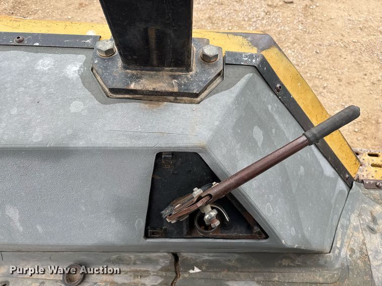 image for item EJ3334 1996 Caterpillar 426B backhoe