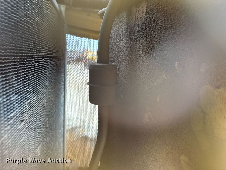 image for item EJ3334 1996 Caterpillar 426B backhoe