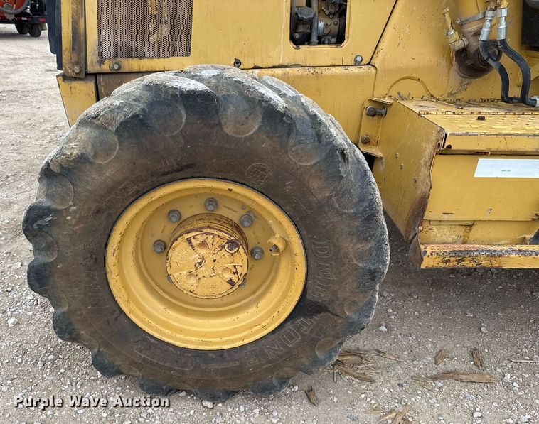 image for item EJ3334 1996 Caterpillar 426B backhoe