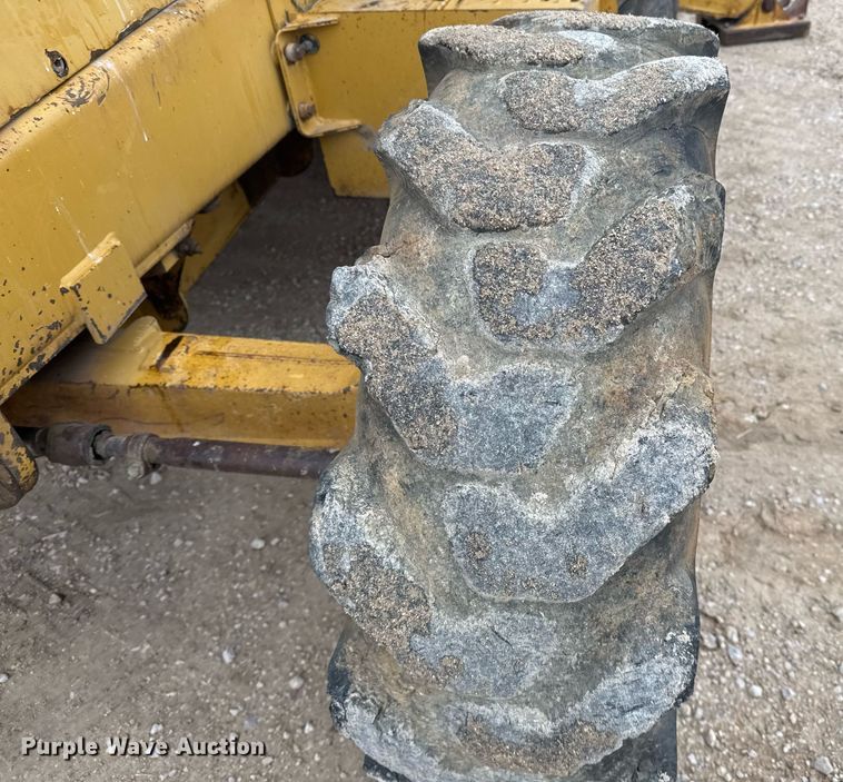 image for item EJ3334 1996 Caterpillar 426B backhoe