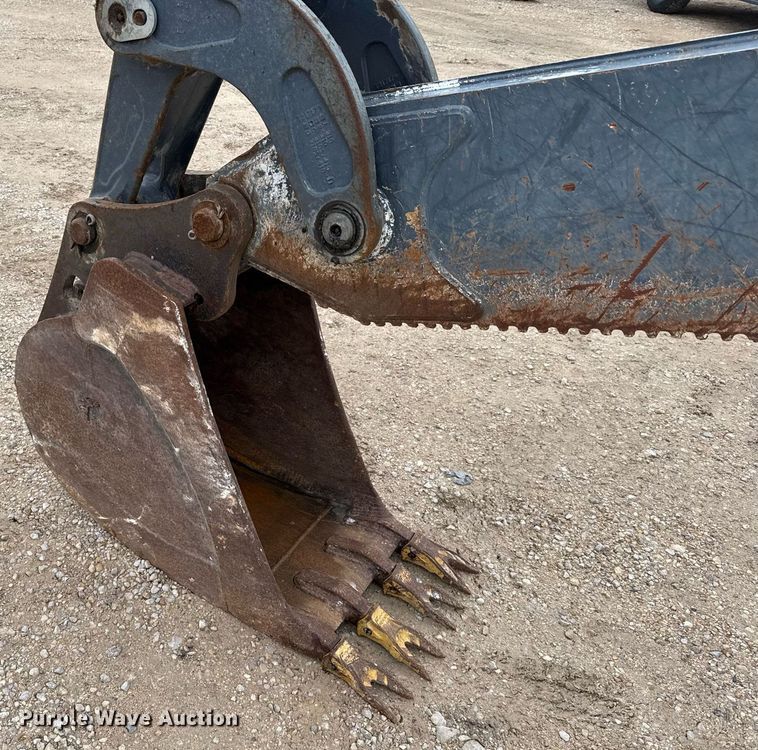 image for item EJ3335 2009 John Deere 310SJ backhoe