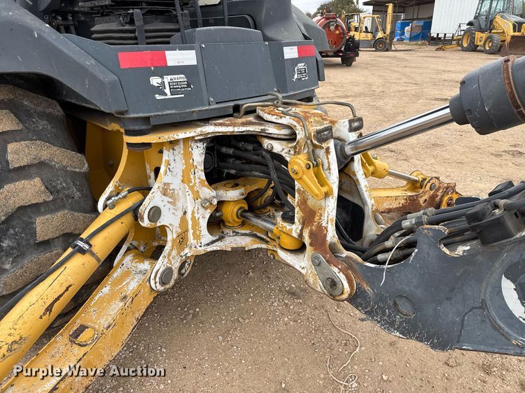 image for item EJ3335 2009 John Deere 310SJ backhoe