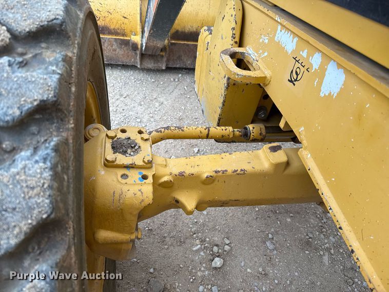 image for item EJ3335 2009 John Deere 310SJ backhoe