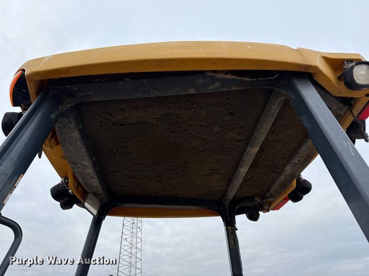 image for item EJ3335 2009 John Deere 310SJ backhoe