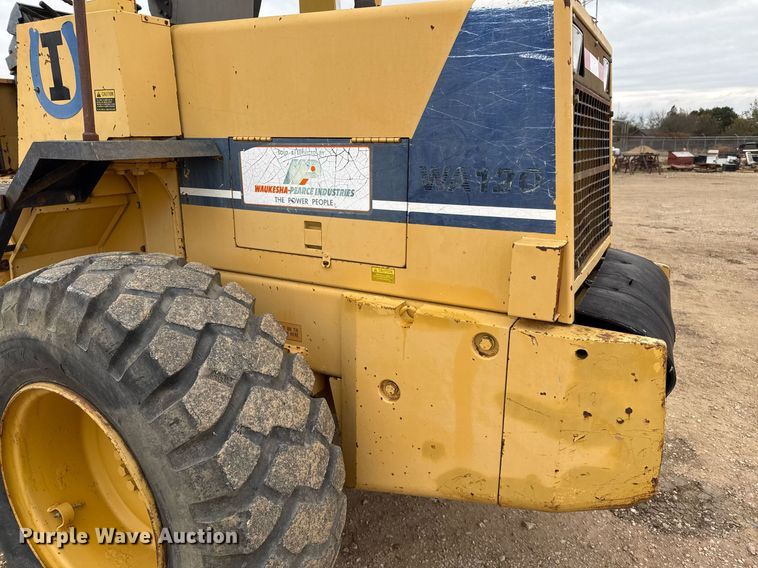 image for item EJ3336 1994 Komatsu WA120-1 wheel loader