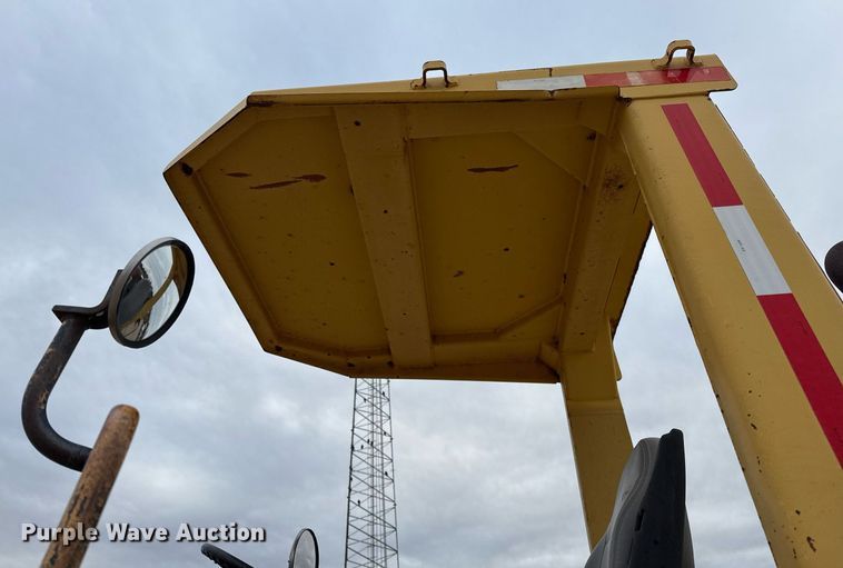 image for item EJ3336 1994 Komatsu WA120-1 wheel loader