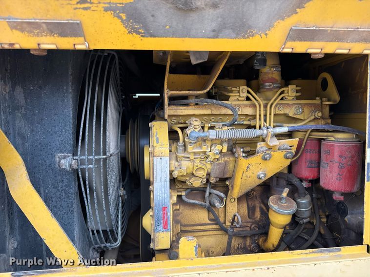 image for item EJ3336 1994 Komatsu WA120-1 wheel loader