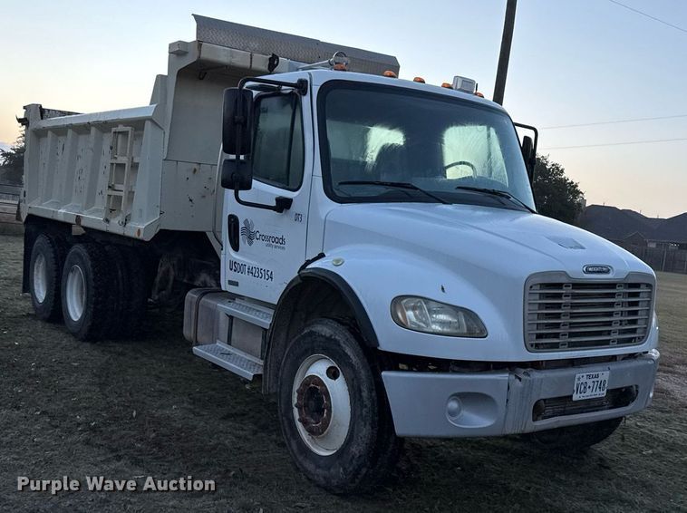 image for item EJ3337 2004 Freightliner Business Class M2 dump truck