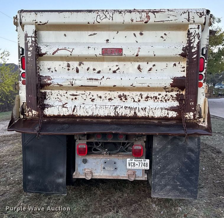 image for item EJ3337 2004 Freightliner Business Class M2 dump truck