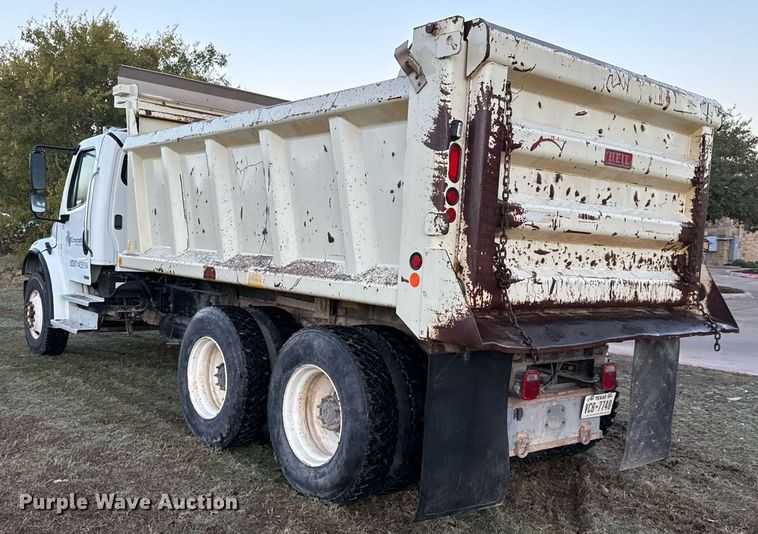 image for item EJ3337 2004 Freightliner Business Class M2 dump truck