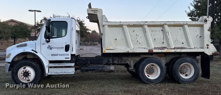 image for item EJ3337 2004 Freightliner Business Class M2 dump truck