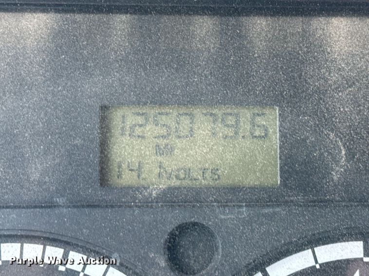 image for item EJ3337 2004 Freightliner Business Class M2 dump truck