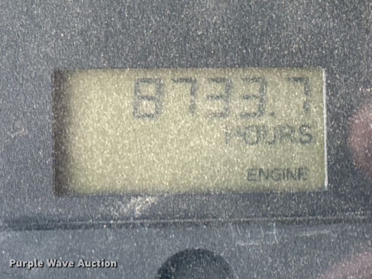 image for item EJ3337 2004 Freightliner Business Class M2 dump truck