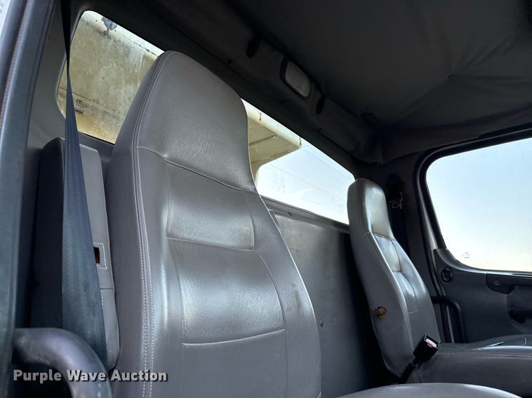 image for item EJ3337 2004 Freightliner Business Class M2 dump truck