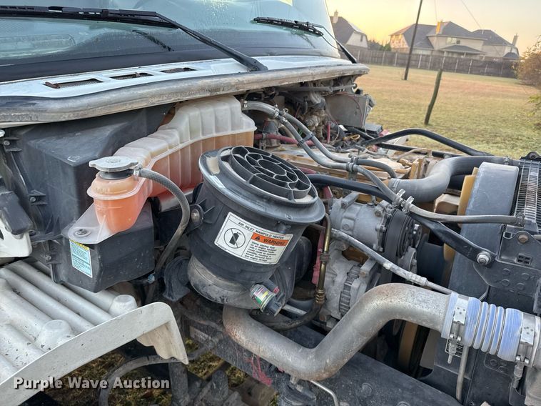 image for item EJ3337 2004 Freightliner Business Class M2 dump truck