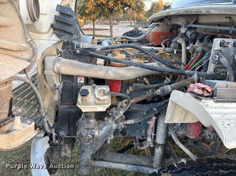 image for item EJ3337 2004 Freightliner Business Class M2 dump truck