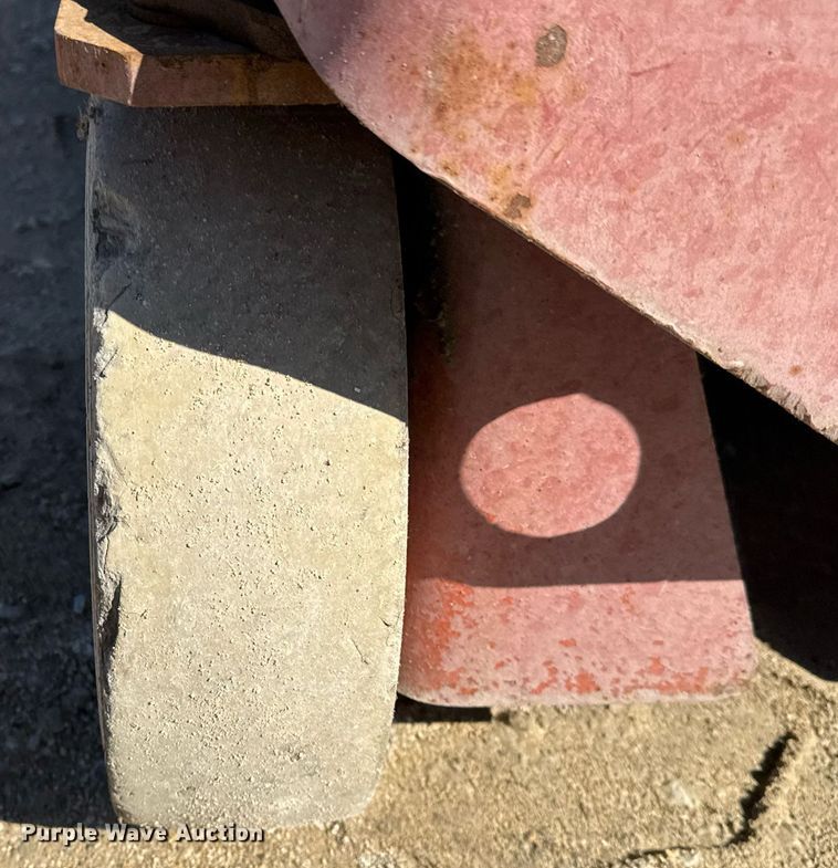 image for item EJ3338 Snorkel SL20 scissor lift