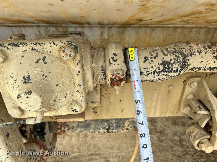 image for item EJ3340 2006 Ford F650 Super Duty XL water truck