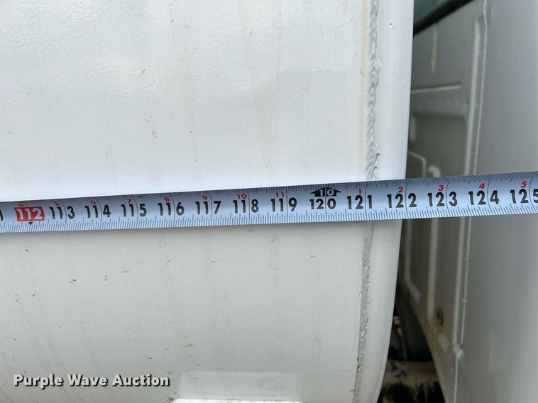 image for item EJ3340 2006 Ford F650 Super Duty XL water truck