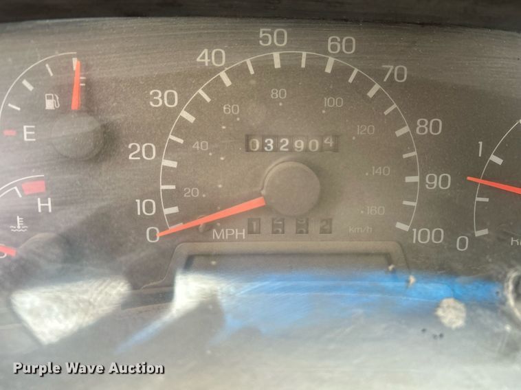 image for item EJ3340 2006 Ford F650 Super Duty XL water truck