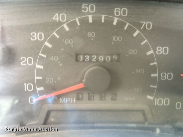 image for item EJ3340 2006 Ford F650 Super Duty XL water truck