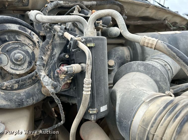 image for item EJ3340 2006 Ford F650 Super Duty XL water truck