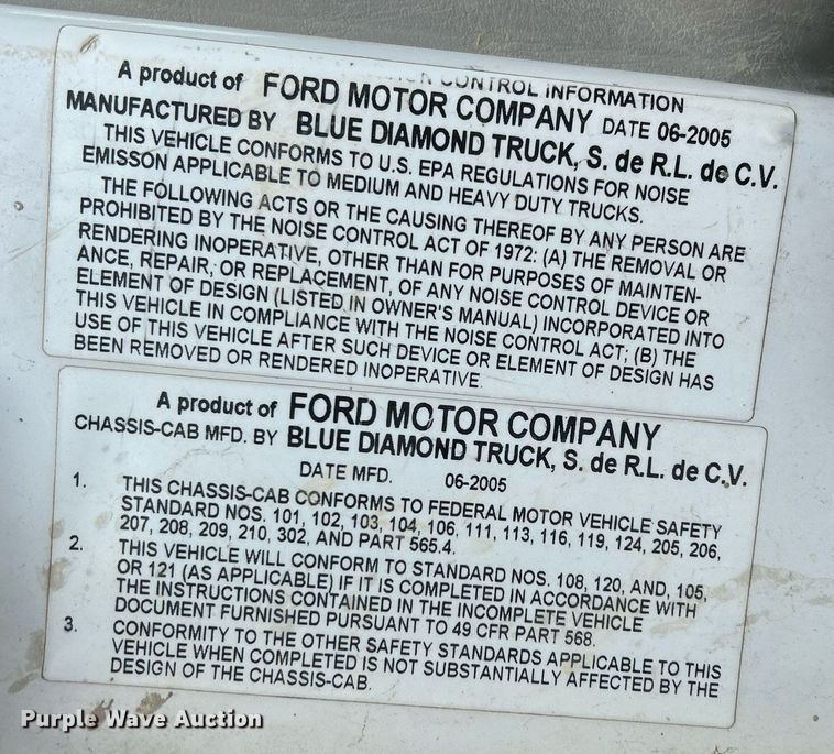 image for item EJ3340 2006 Ford F650 Super Duty XL water truck