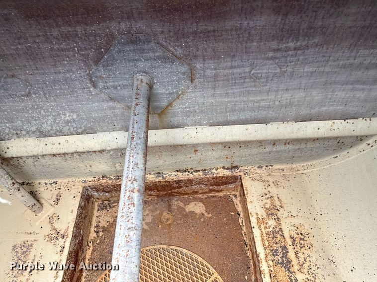 image for item EJ3341 2008 Ford F750 Super Duty XL water truck