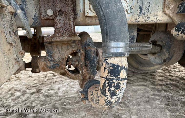 image for item EJ3341 2008 Ford F750 Super Duty XL water truck