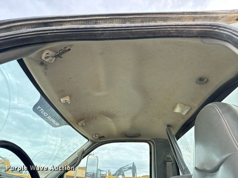 image for item EJ3341 2008 Ford F750 Super Duty XL water truck