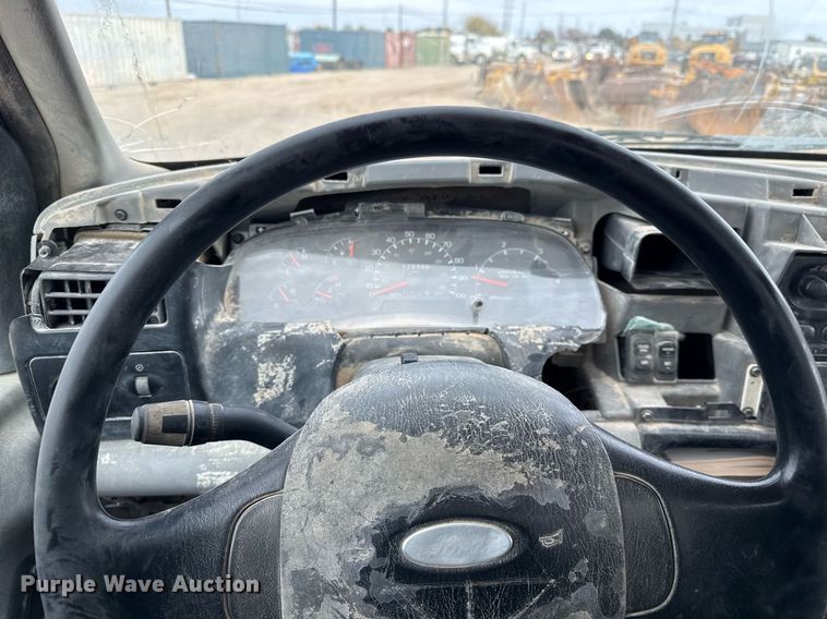 image for item EJ3341 2008 Ford F750 Super Duty XL water truck