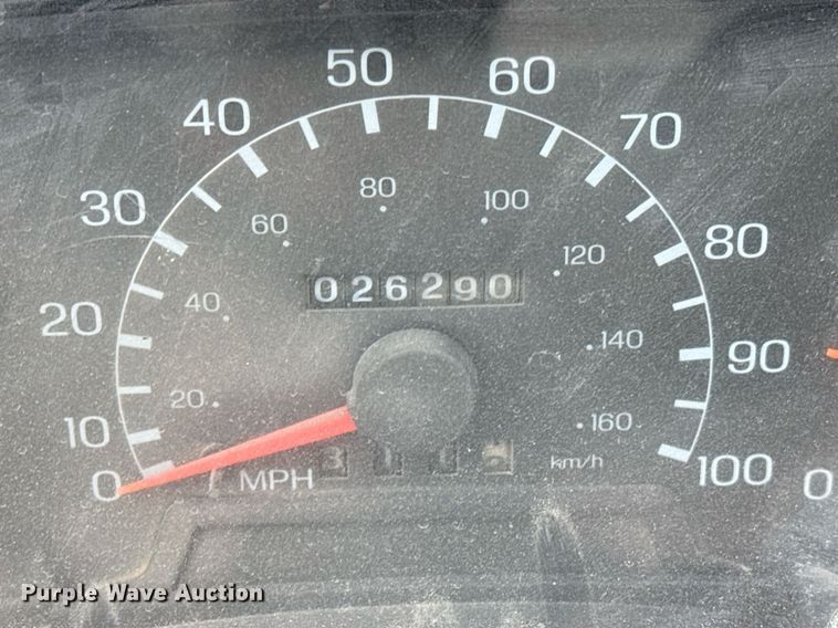 image for item EJ3341 2008 Ford F750 Super Duty XL water truck