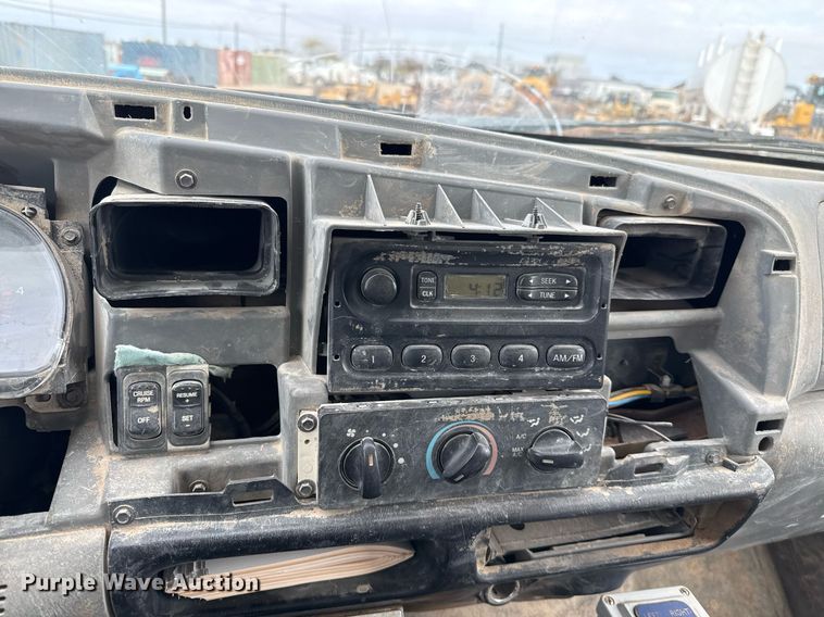 image for item EJ3341 2008 Ford F750 Super Duty XL water truck