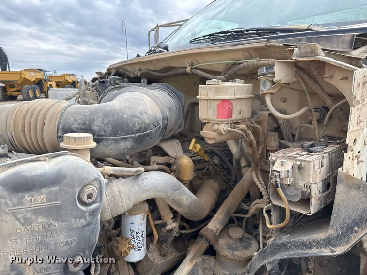 image for item EJ3341 2008 Ford F750 Super Duty XL water truck