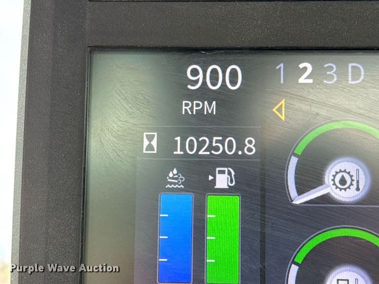 image for item EJ3342 2019 John Deere 544L wheel loader