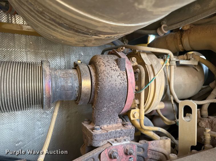 image for item EJ3342 2019 John Deere 544L wheel loader