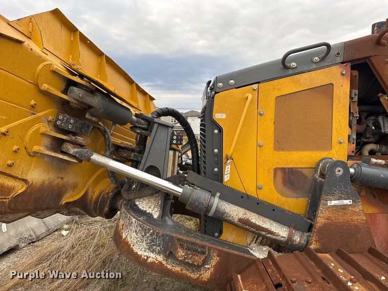 image for item EJ3346 2018 John Deere 850K WLT dozer