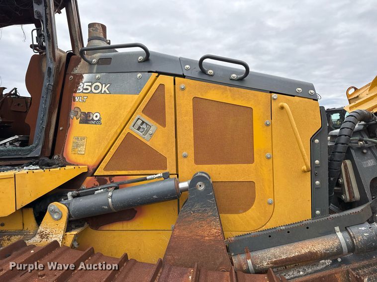 image for item EJ3346 2018 John Deere 850K WLT dozer