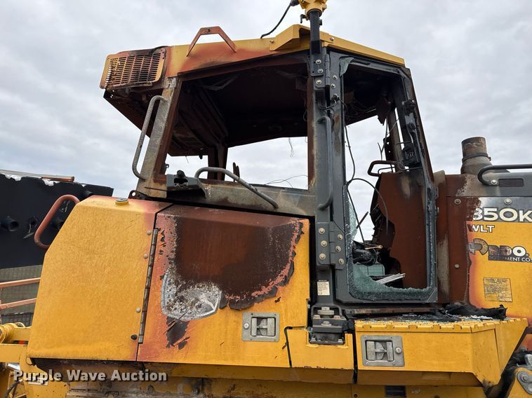 image for item EJ3346 2018 John Deere 850K WLT dozer