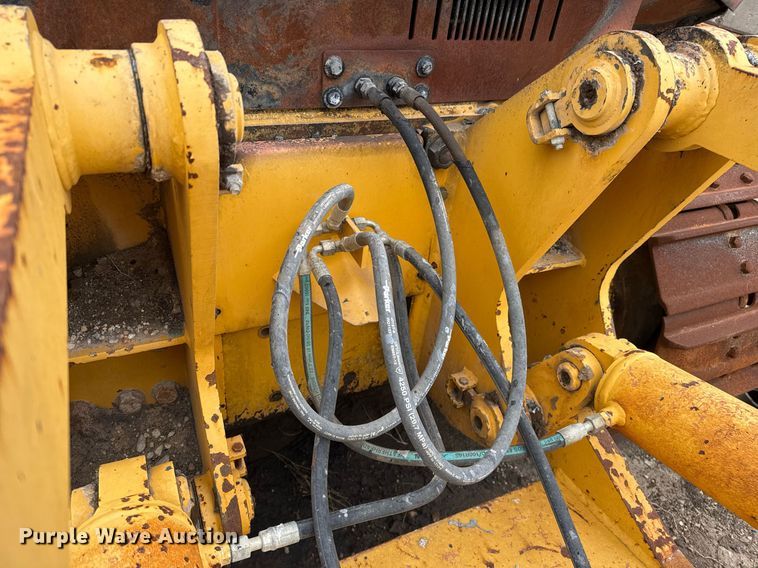 image for item EJ3346 2018 John Deere 850K WLT dozer