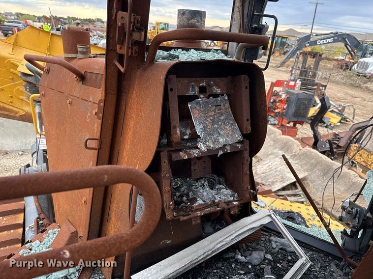 image for item EJ3346 2018 John Deere 850K WLT dozer